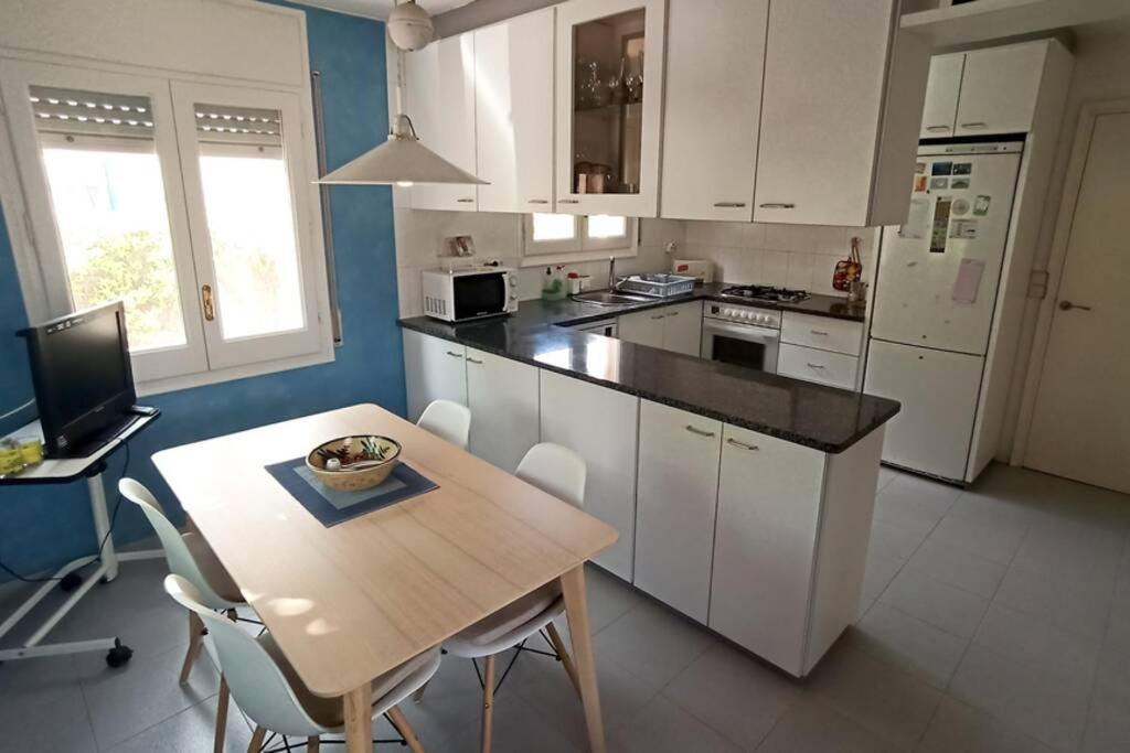 Ca la Mercè - Agradable casa en Amer Extérieur photo